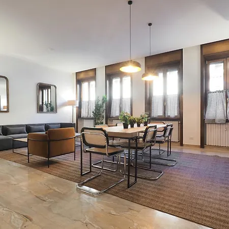 Homnest I Duomo Penthouse * Milano